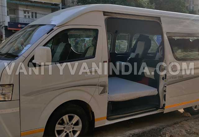 6 seater foton view imported mini van with bed hire delhil