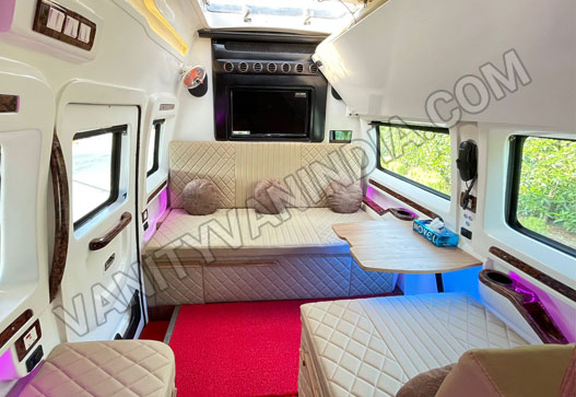 6 seater caravan vanity van with toilet hire in delhi jaipur