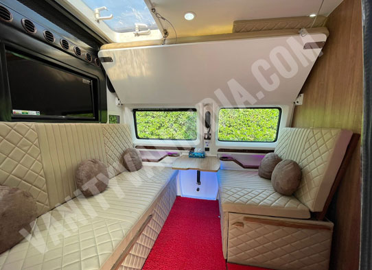 rent luxury caravan for election duty in rajasthan